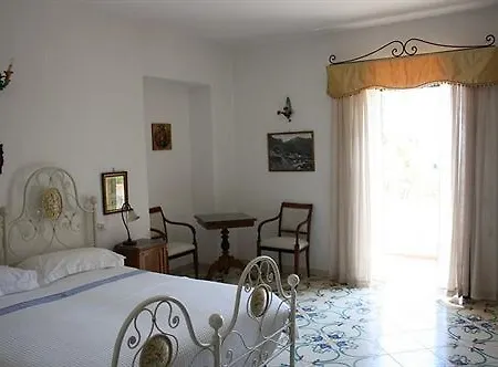 Guest house Dimora Del Podesta 4*