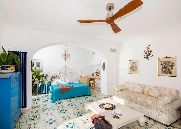 Affittacamere Dimora Del Podestà 4*