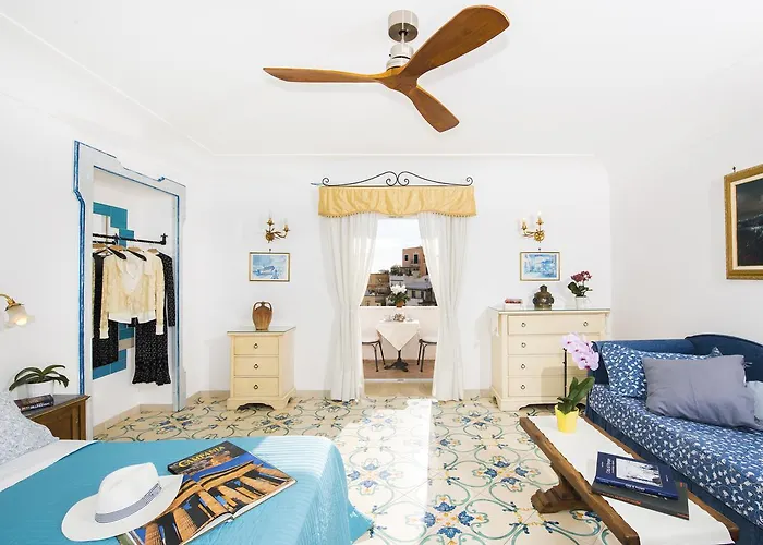 Dimora Del Podestà Affittacamere Positano