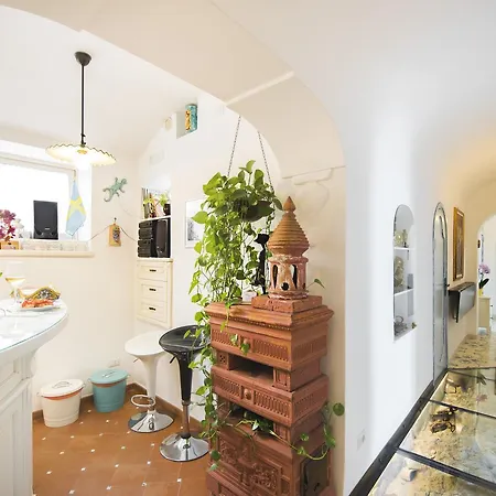 Guest house Dimora Del Podesta 3*